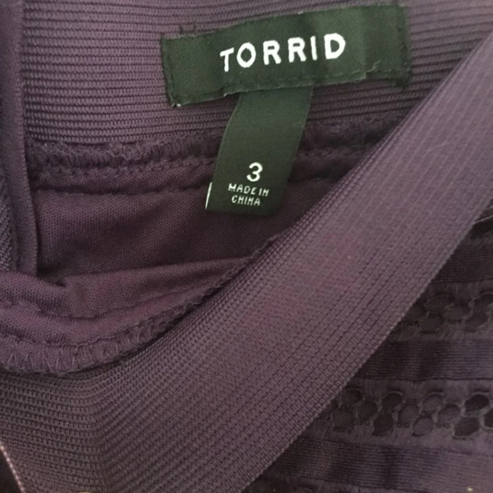 ❤️SOLD❤️ 22/24 Torrid 3 Purple Skater Skirt - Picture 5 of 5